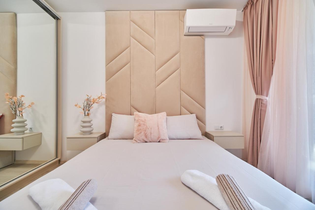 Mediterranea Complex - Luxury Apartment With Sea & Pool View! Varna Eksteriør bilde
