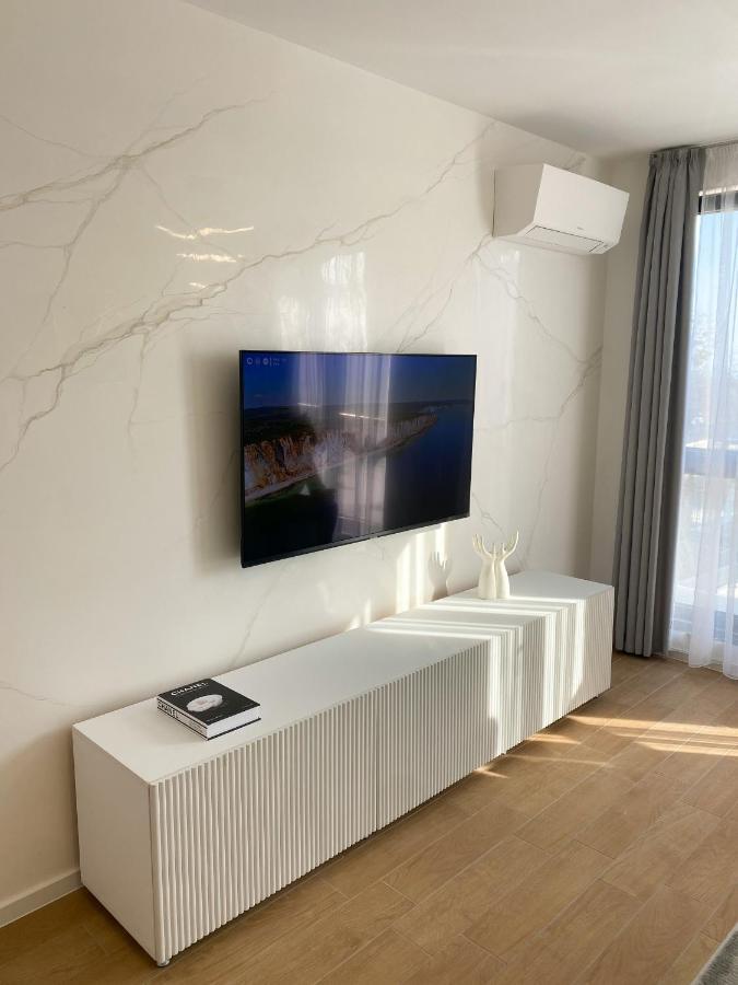 Mediterranea Complex - Luxury Apartment With Sea & Pool View! Varna Eksteriør bilde