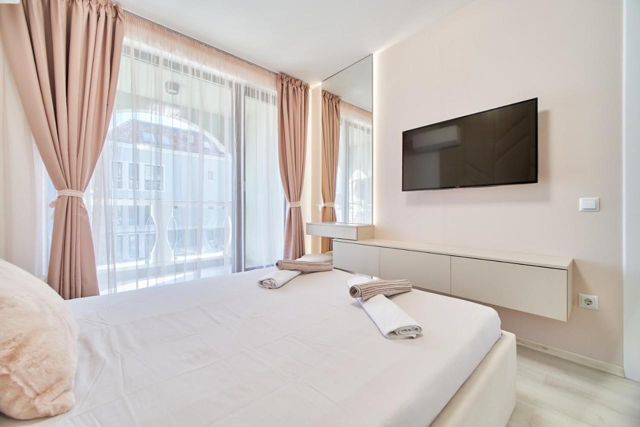Mediterranea Complex - Luxury Apartment With Sea & Pool View! Varna Eksteriør bilde
